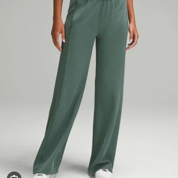 Lululemon Softstreme Pant Women's 4 Dark Forest‎ High-Rise Stretch Active $128